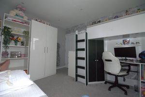 Photo 9- click for photo gallery